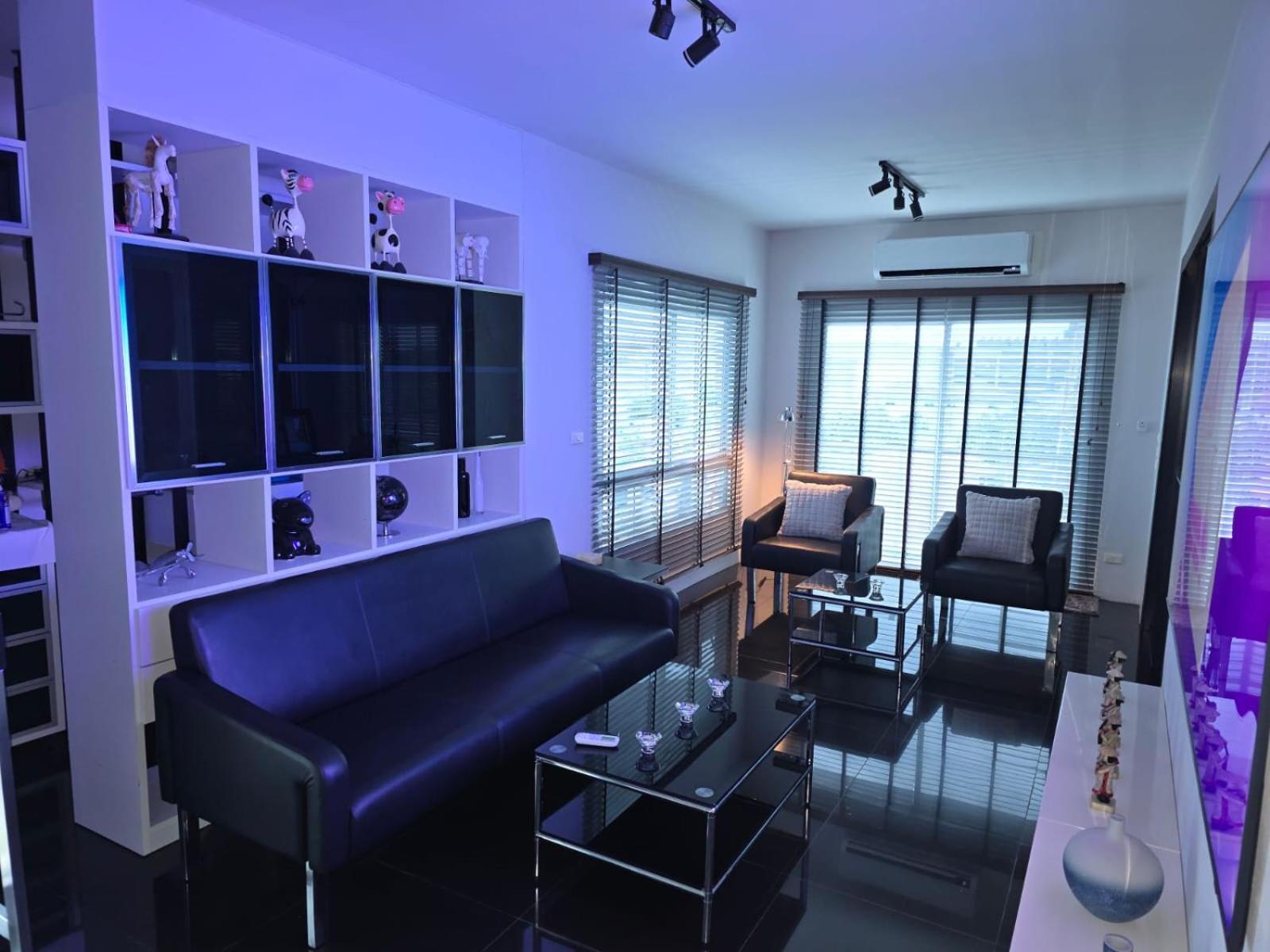 Flame Tree 2-bedroom * Hua Hin