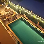 51 Fashion Hotel