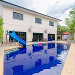 ปาล์ม ปาร์ตี้ หัวหิน พูลวิลล่า Palm Party Hua-Hin Pool Villa