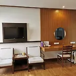 Baanbusarin Hotel