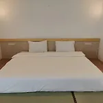 Baanbusarin Hotel