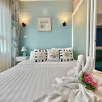 The Trust Huahin Sky Room Condo Pool View