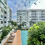 The Trust Huahin Sky Room Condo Pool View