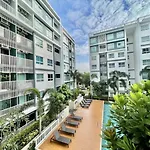 The Trust Huahin Sky Room Condo Pool View