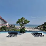 Veranda Residence Hua Hin 1Br Beachfront