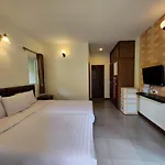 La-Or Resort
