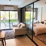 La Casita Pool Access Condo Huahin