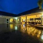 Private 3 Bedroom Pool Villa Pp10