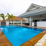 Private 3 Bedroom Pool Villa Pp10
