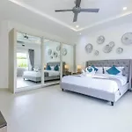 Private 3 Bedroom Pool Villa Ms22