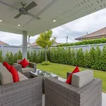 Private 3 Bedroom Pool Villa Ms22