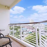 Flame Tree Residence , City Center & Close To Beach Cozy Apartment