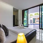 4 Bedroom Modern Pool Villa Bl10
