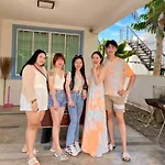 เรนโบว์ ปาร์ตี้ หัวหิน พูลวิลล่า Rainbow Party Hua-Hin Poolvilla