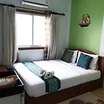 Klai Hat Inn