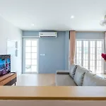 Cosy Room A At Hostel Huahin Beach