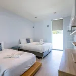 Large Private Pool Villa With 7 Bedrooms 7B