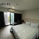 Apartment With Pools Near To The Beach