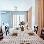 Beach Block No.5 At Huahin Beach