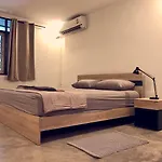New Apartment Nearby Beach