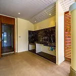 Luxury Mansion On Golf Course Bmg5