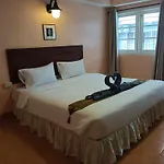 Nid Huahin Hotel