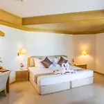 City Beach Resort