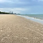 La Habana Huahin By Rt258