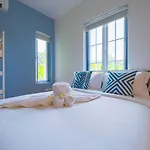 2 Bedroom Private Pool Bali Style Villa B98