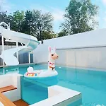 Balinese Pool Villa Huahin