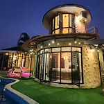 ฺbuena Vista Pool Villa Hua Hin