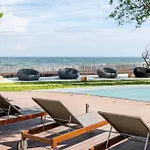 2-Bedroom Sea View Condo 1F 1Min To Cicadamarket