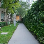 449 8 Floor Family Room Imm Aim Condo By Pik