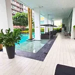 Beachside Residence 500M From Shore
