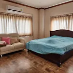 บ้านพักตากะยาย พลูวิลล่าหัวหิน-Takayai Pool Villa Huahin