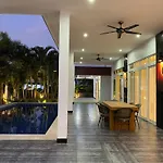 Ban Khun Tu Pool Villa