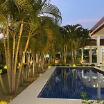 Ban Khun Tu Pool Villa