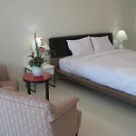 Tai-Pan Resort And Condominium