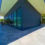 Luxury Large 3 Bedroom Pool Villa! - Kh-C5