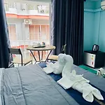 Ocean Blue Huahin Guesthouse
