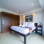 Beachfront 2 Bed Condo With Seaview! - Bw2