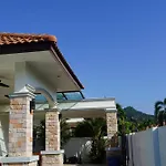 Cozy 4-Bedroom Pool Villa, Black Mountain Golf Course, Orchid Paradise Home,Hua Hin