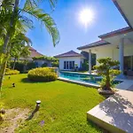 4 Bedroom Private Pool Villa - Mr51