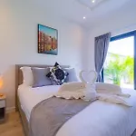 New Modern 3 Bedroom Villa - Mb35