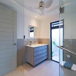 New Modern 3 Bedroom Villa - Mb35