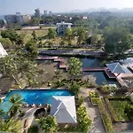 Spacious Lakeview Condo In Palm Pavilion Near Hua Hin Airport