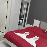 Family Home Close To City Center