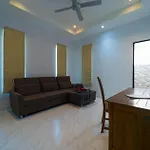 Beautiful Private 3 Bedroom Villa - Rmb