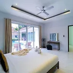 Beautiful Private 3 Bedroom Villa - Rmb