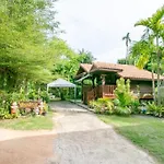 Oyo 1062 Baanrai Kongjaroen